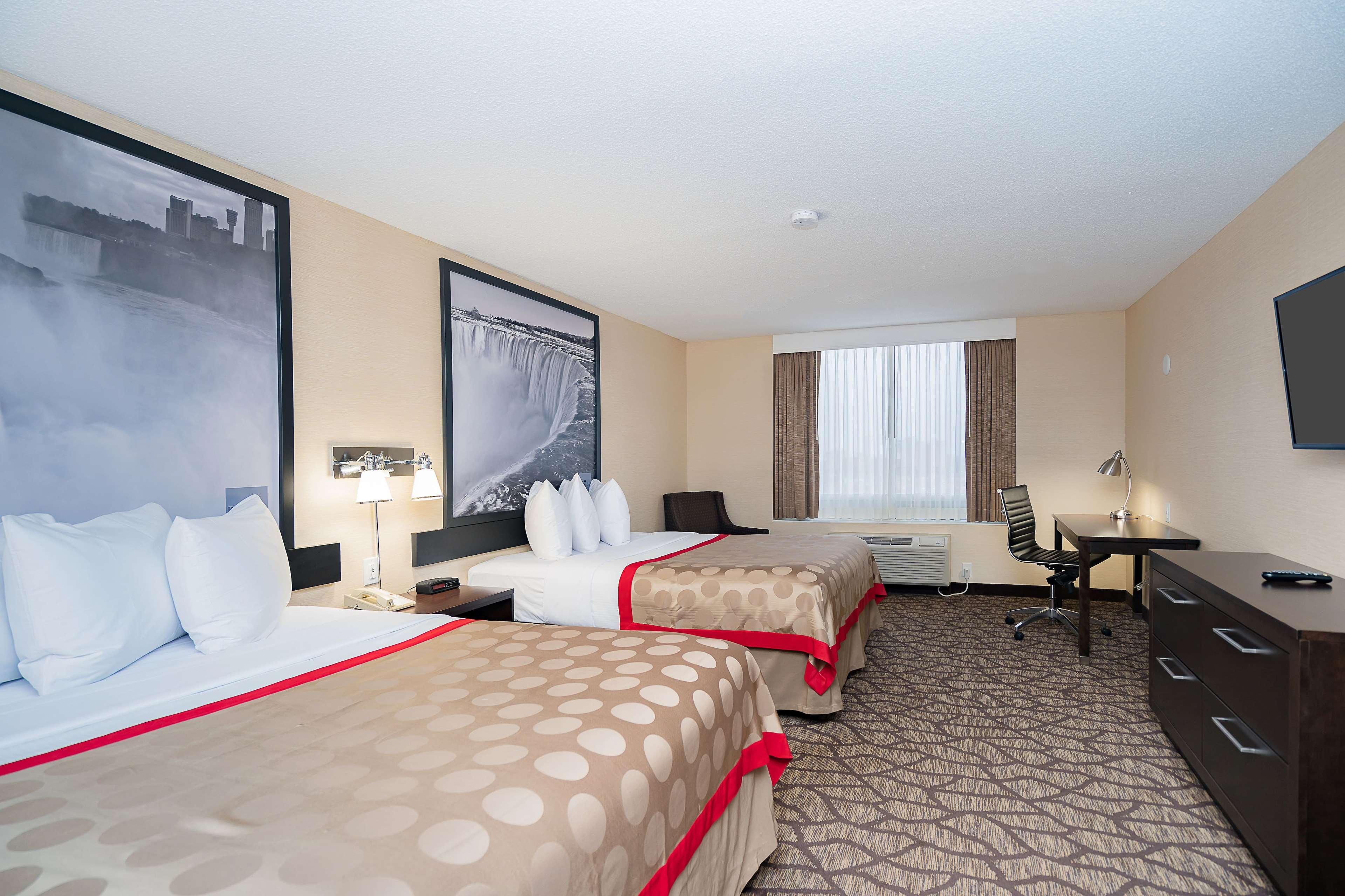 Ramada By Wyndham Niagara Falls Near The Falls Exteriér fotografie