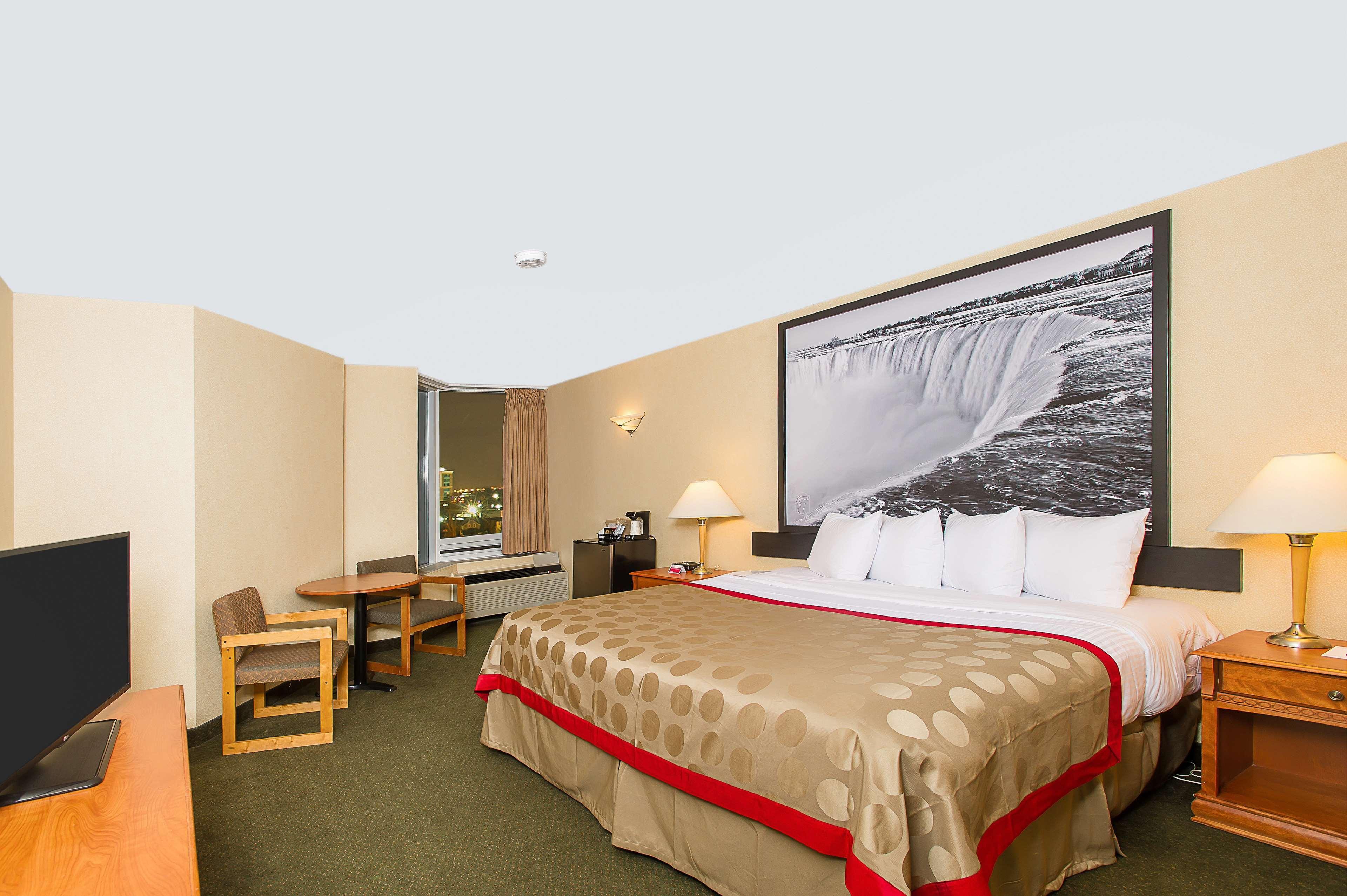 Ramada By Wyndham Niagara Falls Near The Falls Exteriér fotografie